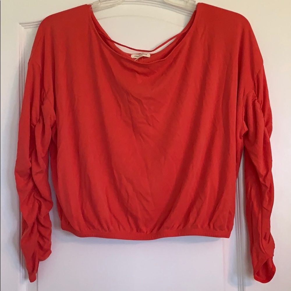NEW Urban Outfitters Ribbed Top ☆